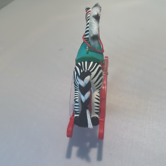 Hallmark Keepsake - Picture 6 of 6